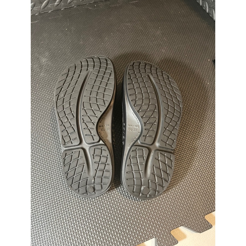 OOFOS OOahh Sport Slide Sandals Womens 6 Mens 4 Leopard Animal Print Black - Picture 6 of 7